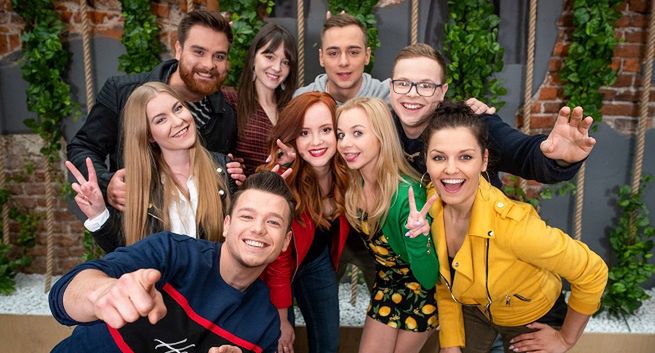 Koniec „19+” w TVN7, stacja postawi na nowy projekt z udziałem aktorów z serialu. „Na pewno ucieszy fanów”