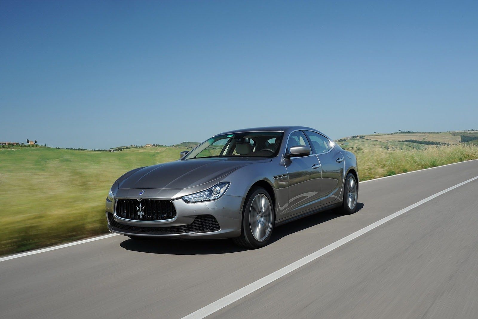 2014 Maserati Ghibli - Włosi wiedzą, co to piękno [galeria] 2