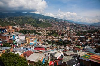 Są na wiecznych wakacjach. Tak to sobie wymyśliła para amerykańskich emerytów