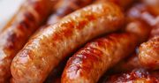 Najlepszy sposób na kiełbasę. Będzie idealnie soczysta i niesamowicie chrupiąca