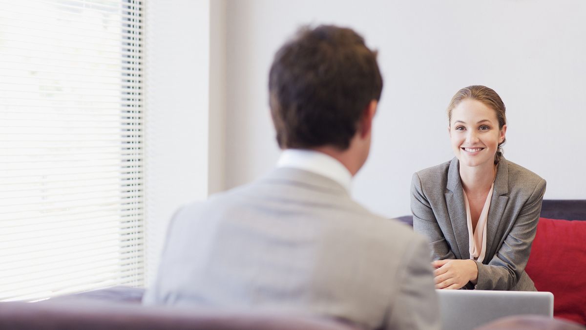 Jak dobrze odpowiedzieć na pytanie o zarobki na rozmowie o pracę?