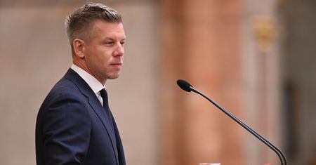 Kontrowersyjny ruch Magyara. Pierwsza decyzja, która dzieli jego ludzi