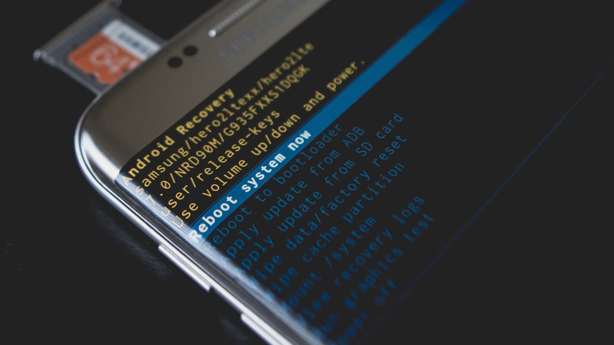 45 tys. smartfonów z Androidem ma trojana xHelper. Sam go nie usuniesz