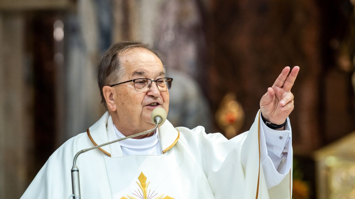 Tadeusz Rydzyk
Tytus �mijewski
duchowny, Dzi�kczynienie w Rodzinie, edycja edycji, msza, Radio Maryja, religia, spotkanie, toruniu 14. 14, wierni