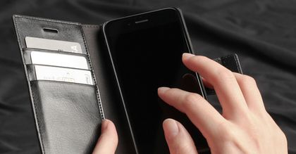 Płatności mobilne P2P. Apple idzie na wojnę z PayPalem, szykuje własną aplikację