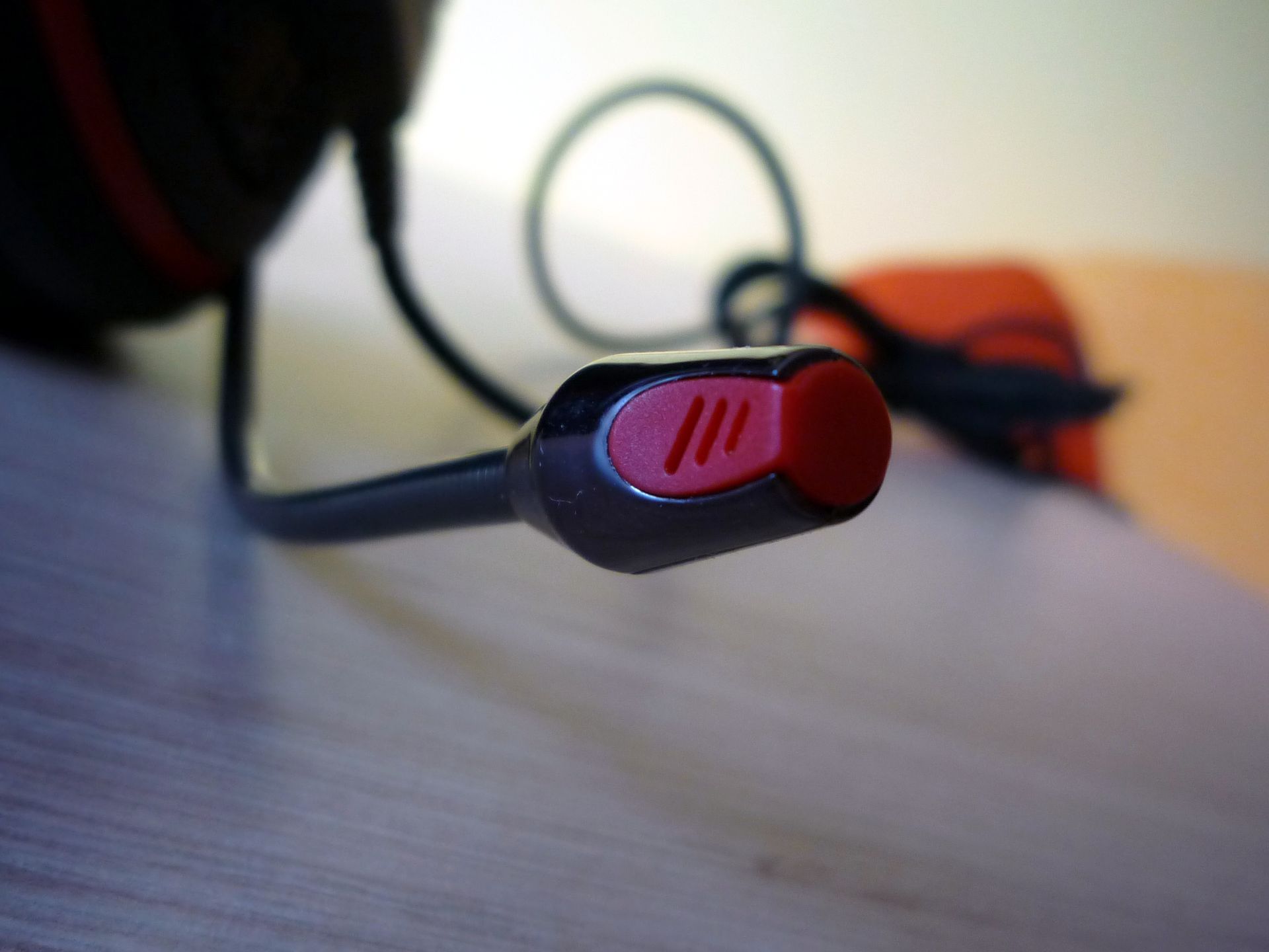 Asus Orion Pro – usłysz oddech wroga [test] 14