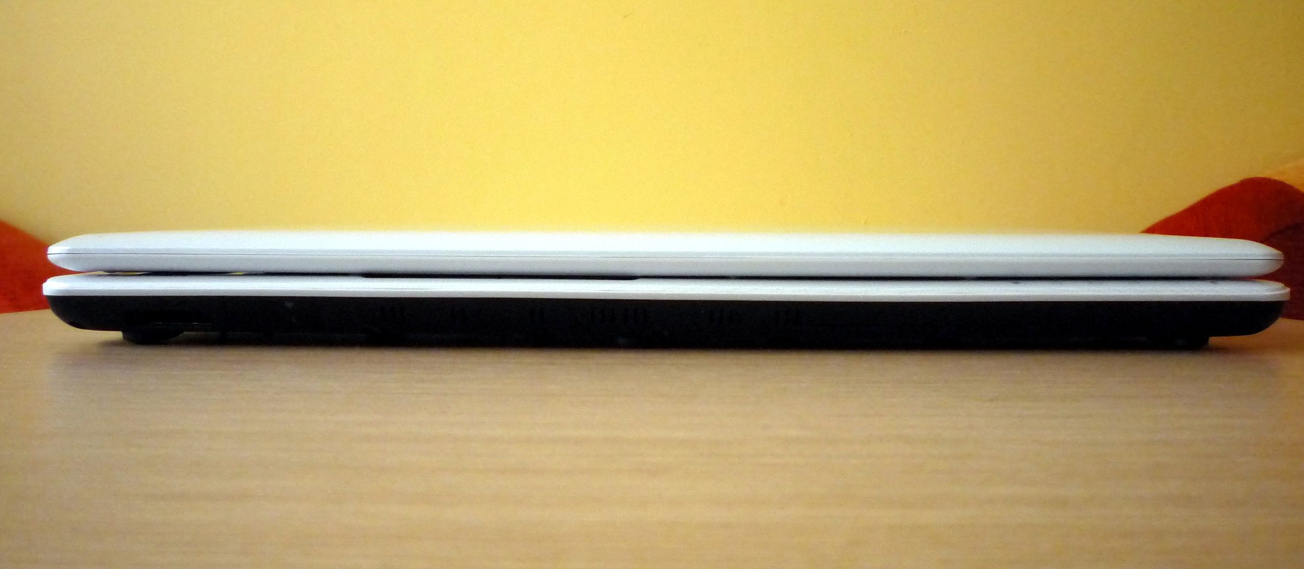 Toshiba Qosmio F750 3D - czarny koń czy czarna owca? [test] 11