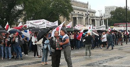 Rolnicy zapowiadają kolejne protesty. "Akcja, jakiej w Europie jeszcze nie było"