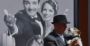 Uggie - pies z filmu "Artysta" zostawił odciski łap w Hollywood