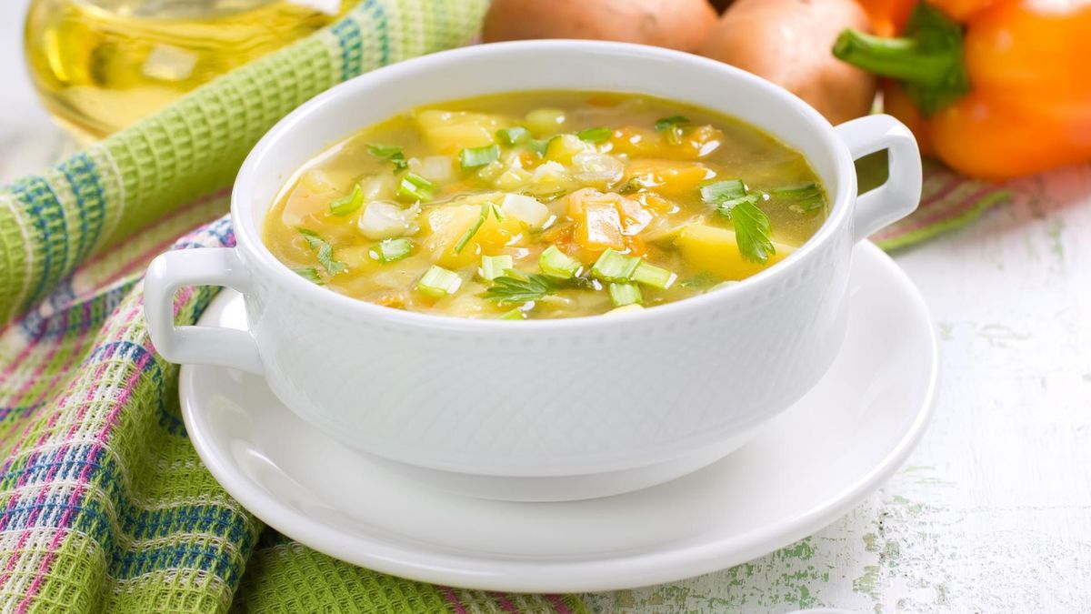 Zupa z młodej kapusty