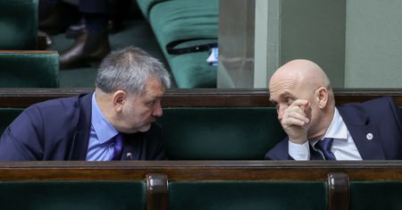 Pociąg w sprawie KRS ruszył. Ale może się wykoleić