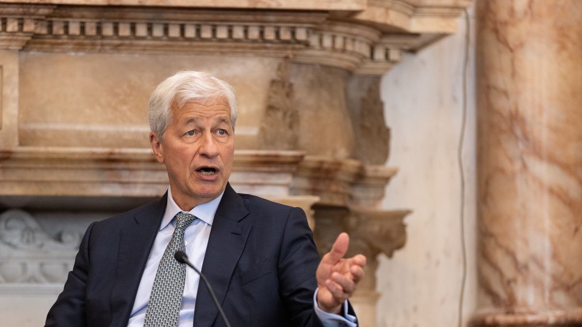 Prezes JPMorgan Jamie Dimon ostrzega Europę