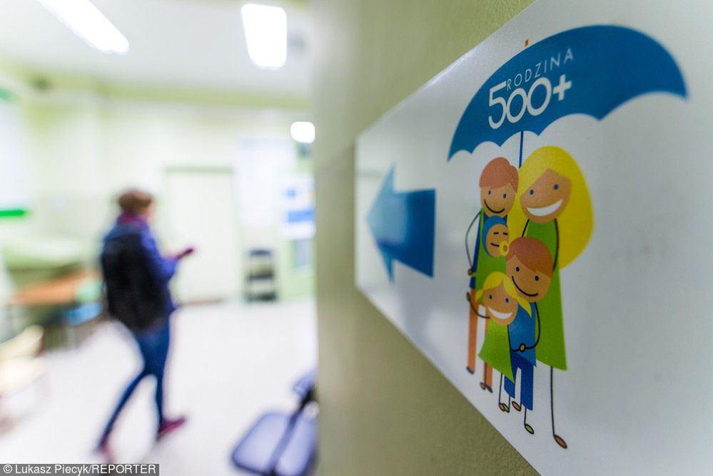 "Rodzina 500+". Ci, co nie złożyli wniosków do końca października, nie dostaną wyrównania