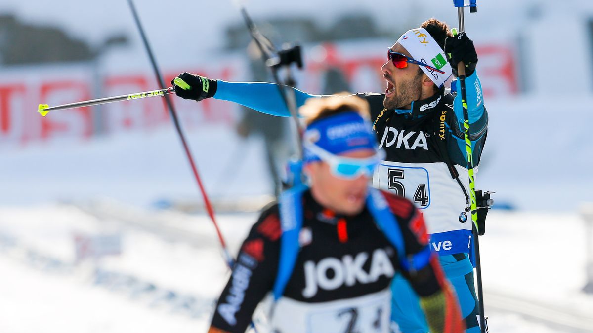 Martin Fourcade (w tle)