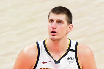 Stać go na rajskie wakacje, ale ich nie lubi. Gwiazdor NBA ma inny sposób na urlop