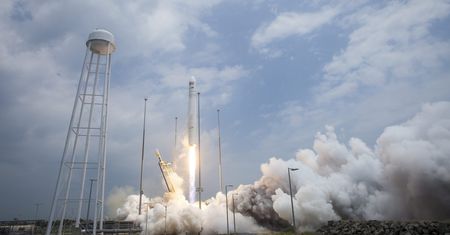 Statek Cygnus poleci na ISS, a potem... spłonie