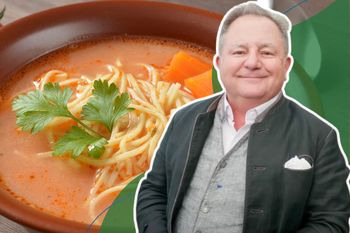 Wlej szklankę do pomidorówki jak Robert Makłowicz. Zupa nabierze smaku i wyrazistości