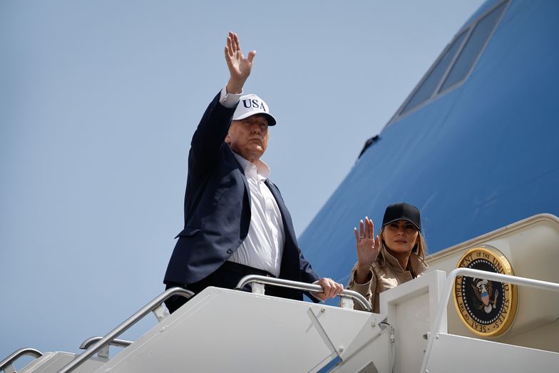 SAN ANTONIO, TEXAS - JULY 11: President Donald Trump and first lady Melania Trump depart Lackland Air Force Base after visiting Kerrville, Texas where they met with state and local leaders, first responders and victims of last week's flash flooding on July 11, 2025 in San Antonio, Texas. Trump traveled to Texas one week after flash flooding along the Guadalupe River swept through cities, mobile home parks and summer camps, killing 120 people. Ninety-six of those killed were in Kerr County, where the toll includes at least 36 children. (Photo by Chip Somodevilla/Getty Images)