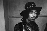 Jimi Hendrix nawraca opryszków