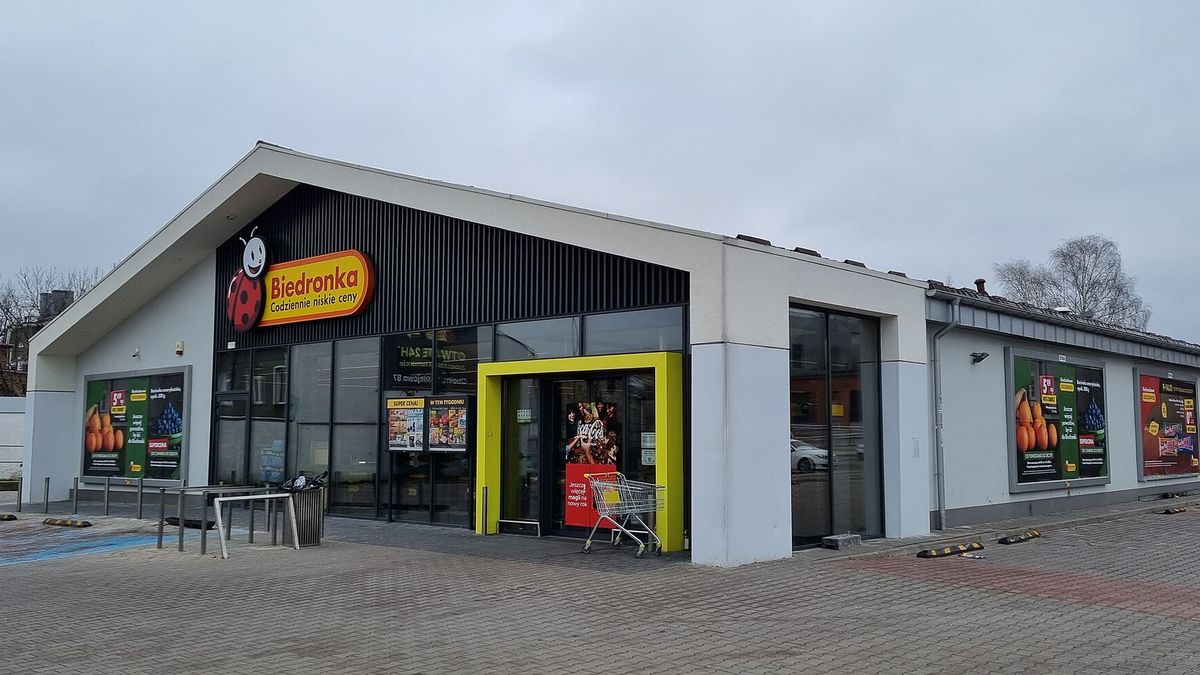 Sieć podpowiada, co zrobić w przypadku, gdy zgubimy lub znajdziemy kartę Moja Biedronka