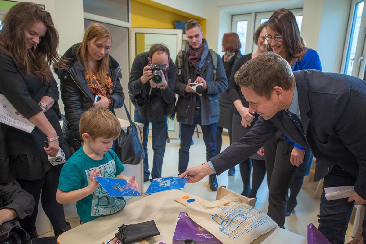 Rafał Trzaskowski odwiedził dzieci z autyzmem. To pierwsze takie przedszkole w stolicy