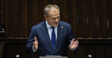 "Wrzeszczący staruszek". Sasin ocenił expose Tuska