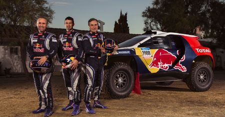 Barwy fabrycznego zespołu Peugeota na Dakar
