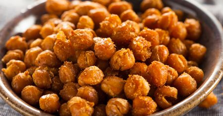 Tak przygotowana przyjemnie chrupie. Dobra do zupy lub zamiast chipsów