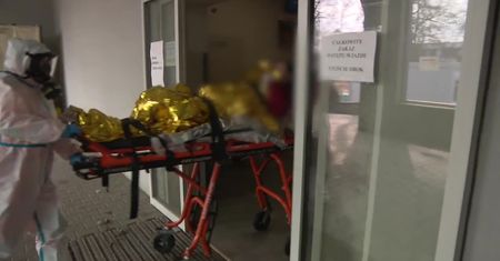 Chorzy z koronawirusem z Częstochowy przewożeni są do Radomska, żeby zrobić miejsce kolejnym chorym