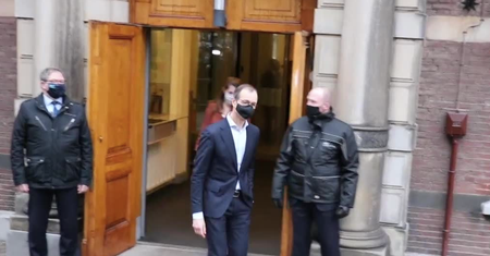 Dymisja holenderskiego rządu po skandalu z zasiłkami