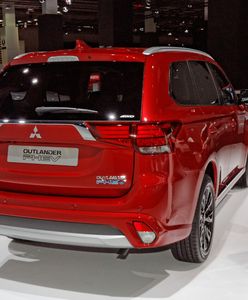 Mitsubishi Outlander PHEV (MY 2016)