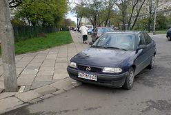 Dziwne parkowanie - zdjęcia Internautów