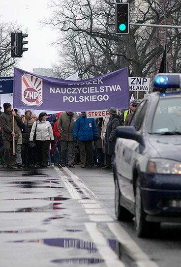 W piątek 12 tysięcy nauczycieli sparaliżuje Warszawę