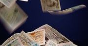 Złoty słabnie - rosną raty kredytów zaciągniętych w walutach obcych