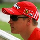 Raikkonen dogoni kierowców McLarena?