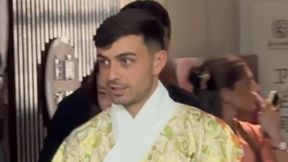 Poleciał na wakacje do Chin. Spójrz, w co ubrał się mistrz świata