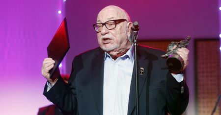 Tak trzyma się 93-letni Jerzy Hoffman. Miał niecodziennych gości