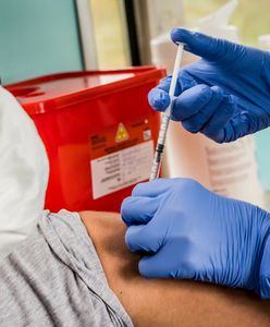 Koronawirus. Będą kary dla osób atakujących personel punktów szczepień