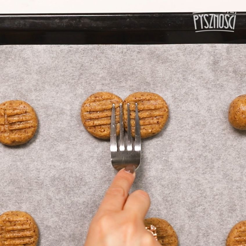 Lotus biscuits