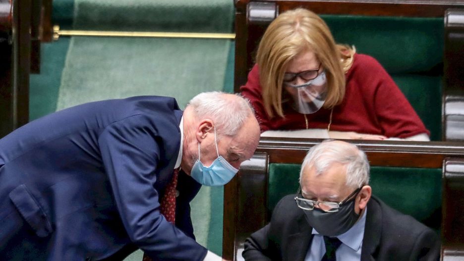 Najnowszy sondaż. PiS traci większość? Rośnie nowa siła