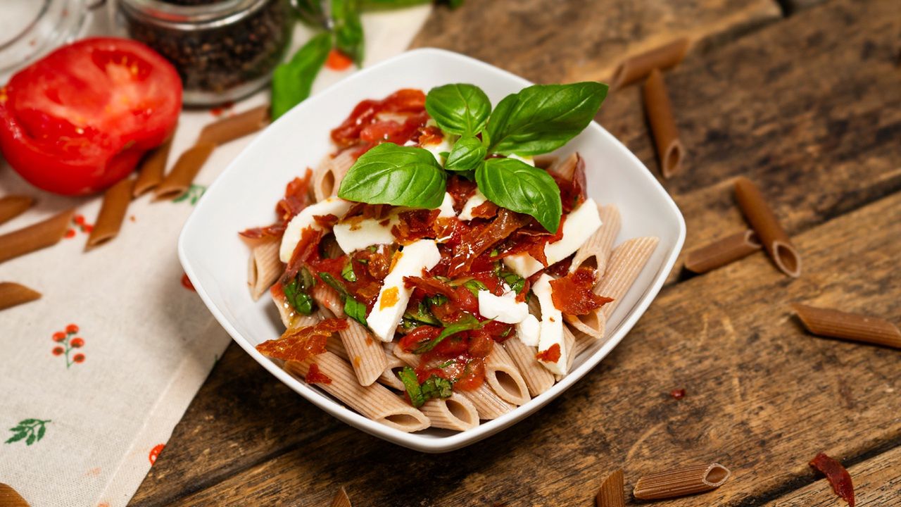 Caprese pasta