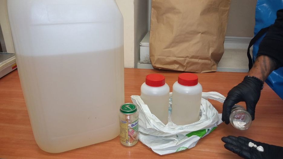 Warszawa. Policja zatrzymała trzy osoby