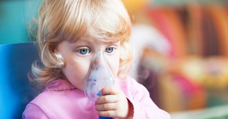 Inhalacja. Jak, kiedy i czym inhalować?