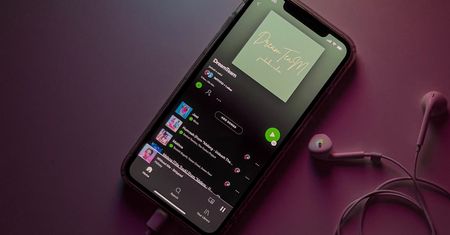 Jak ugrać sobie trzy miesiące Spotify Premium w cenie jednego?