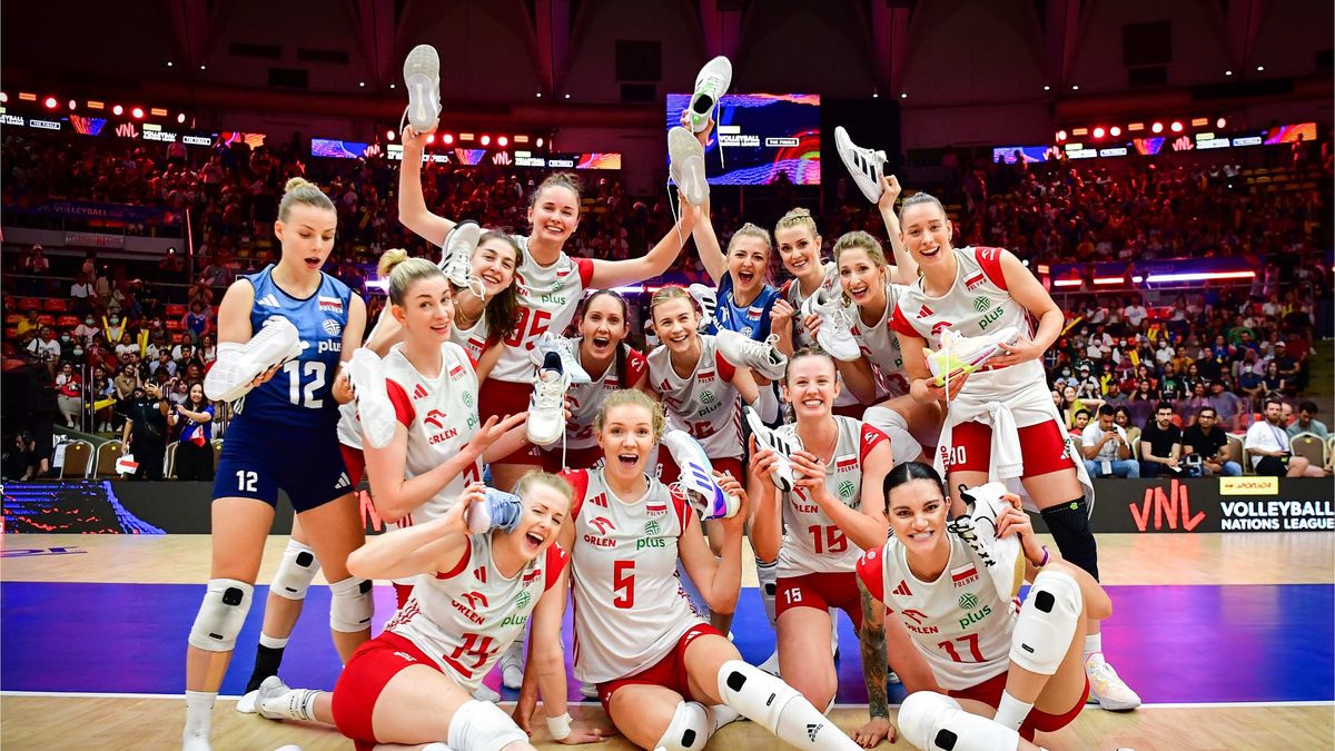 Materiały prasowe / VolleyballWorld / Na zdjęciu: reprezentacja Polski