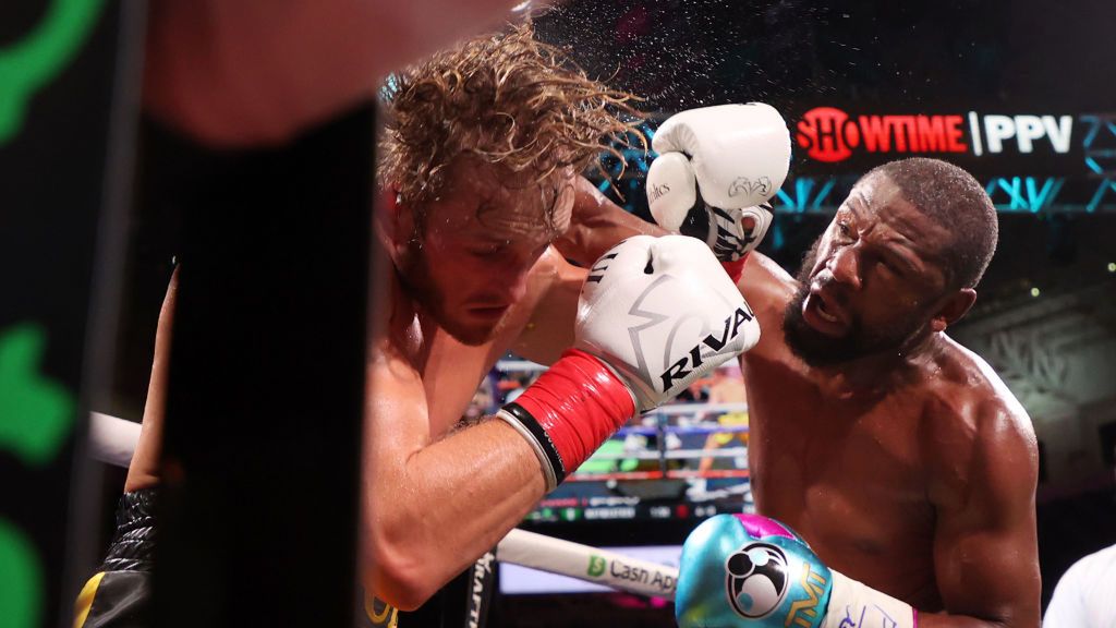 Getty Images / Cliff Hawkins / Na zdjęciu: walka Floyda Mayweathera z Loganem Paulem