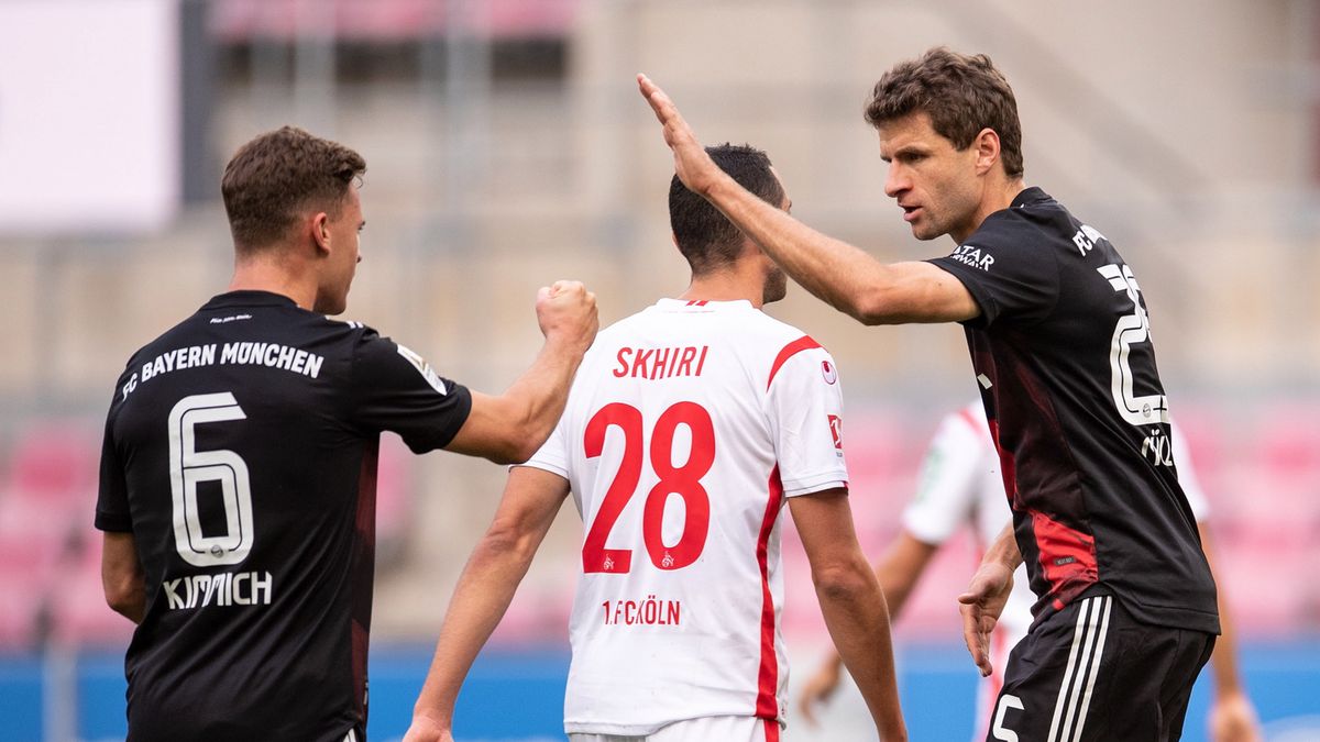 Thomas Muller (z prawej) i Joshua Kimmich