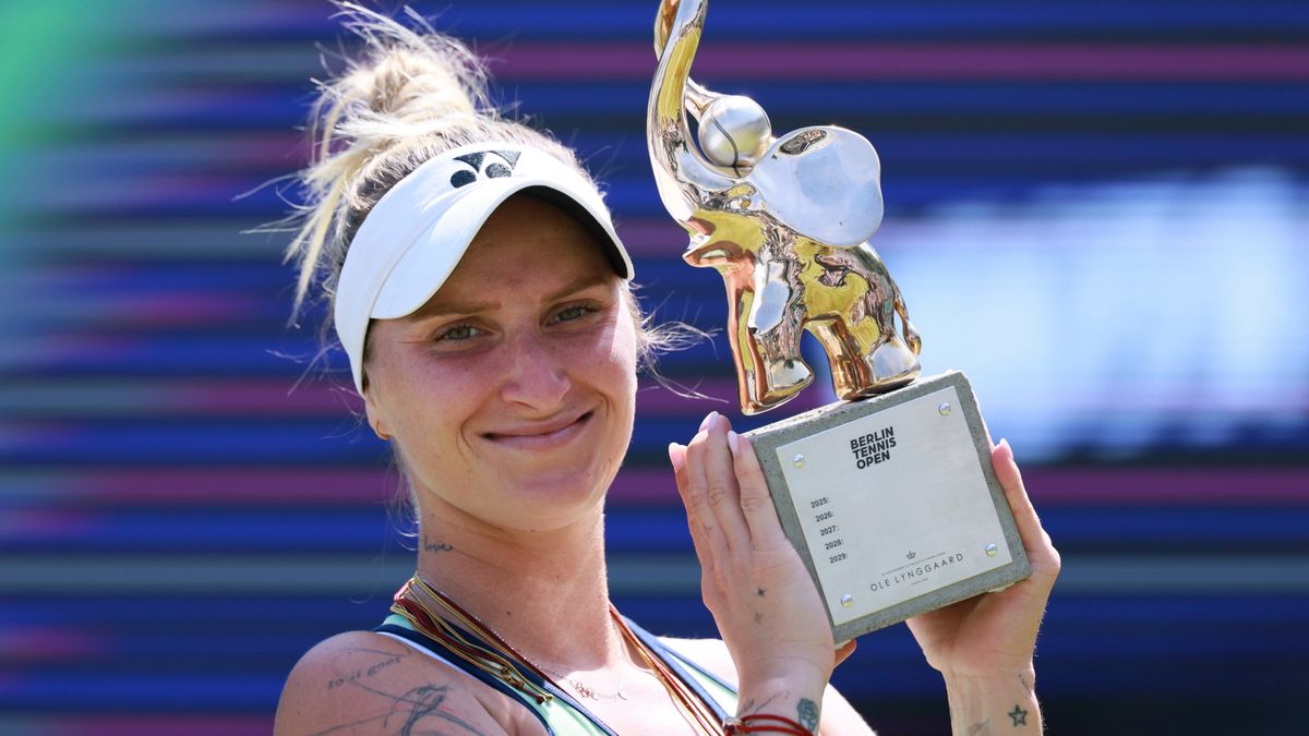 PAP/EPA / HANNIBAL HANSCHKE / Na zdjęciu: Marketa Vondrousova