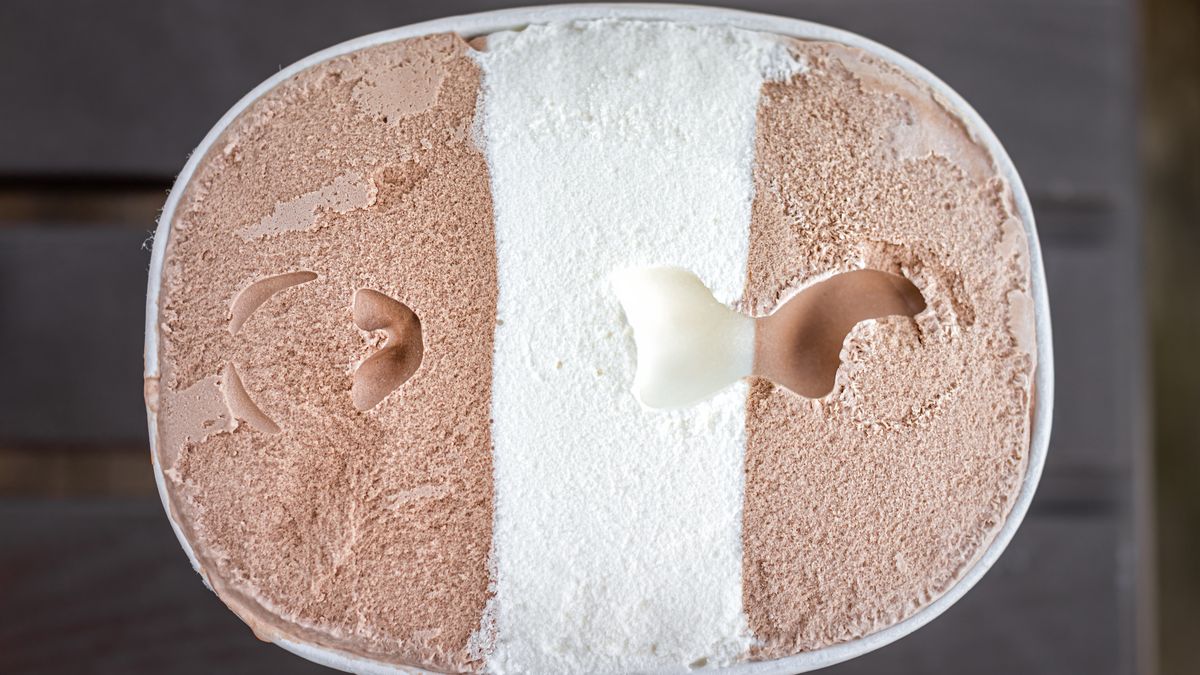 Prosty sposób na mocno zmrożone lody