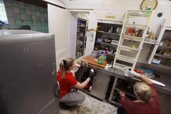 Pilchowice: Wielka ulewa. Mieszkańcy rzucili się w wir pomagania, a zalana restauracja Kaprys prosi o wsparcie